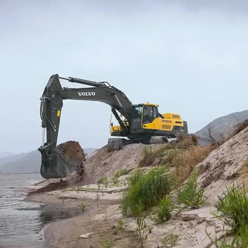 Arriendo de Excavadora 48 Ton. Volvo modelo EC480D en SK Rental con cobertura nacional.